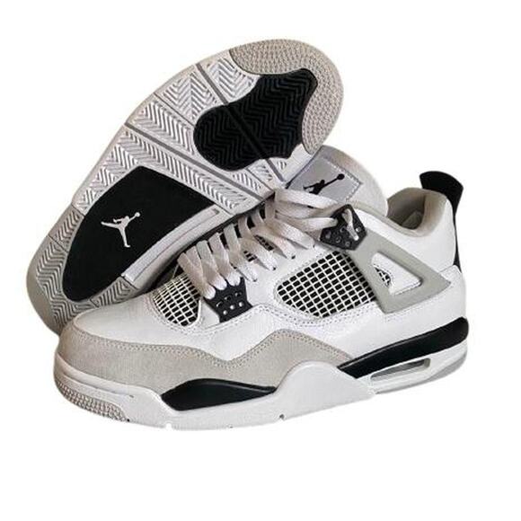 Jordan 4 retro military black - size 10.5 M / 12 W US / 43.5 EU - Picture 1 of 8